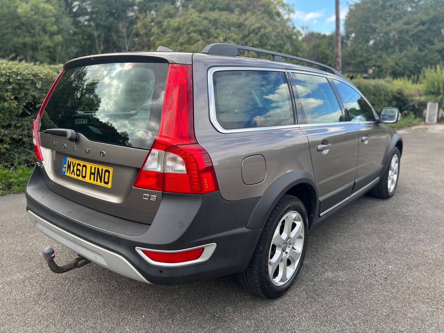 Used Volvo XC70 2011 for sale - 76659804: Photo 7