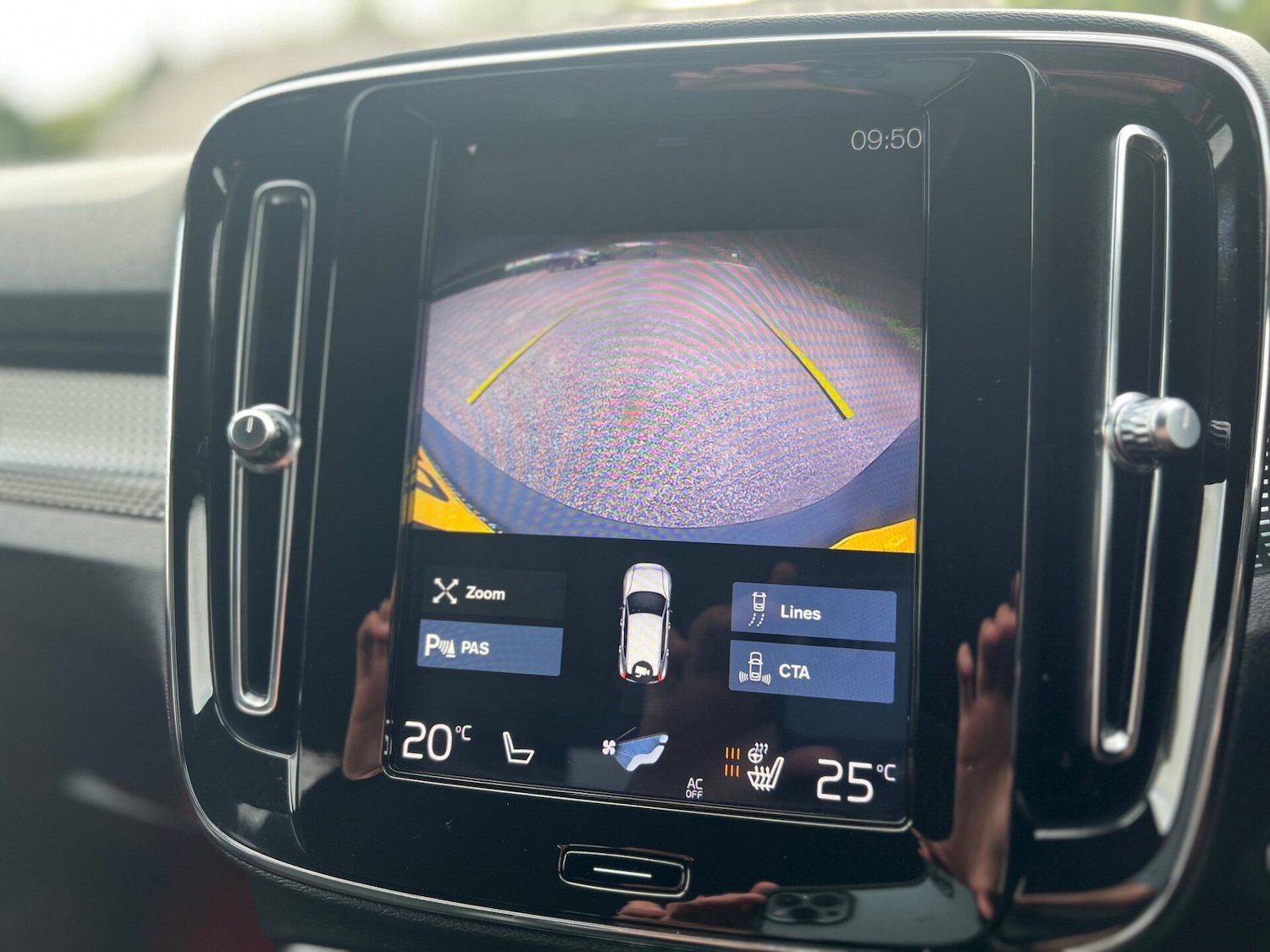 Used Volvo XC40 2020 for sale - 76659799: Photo 38