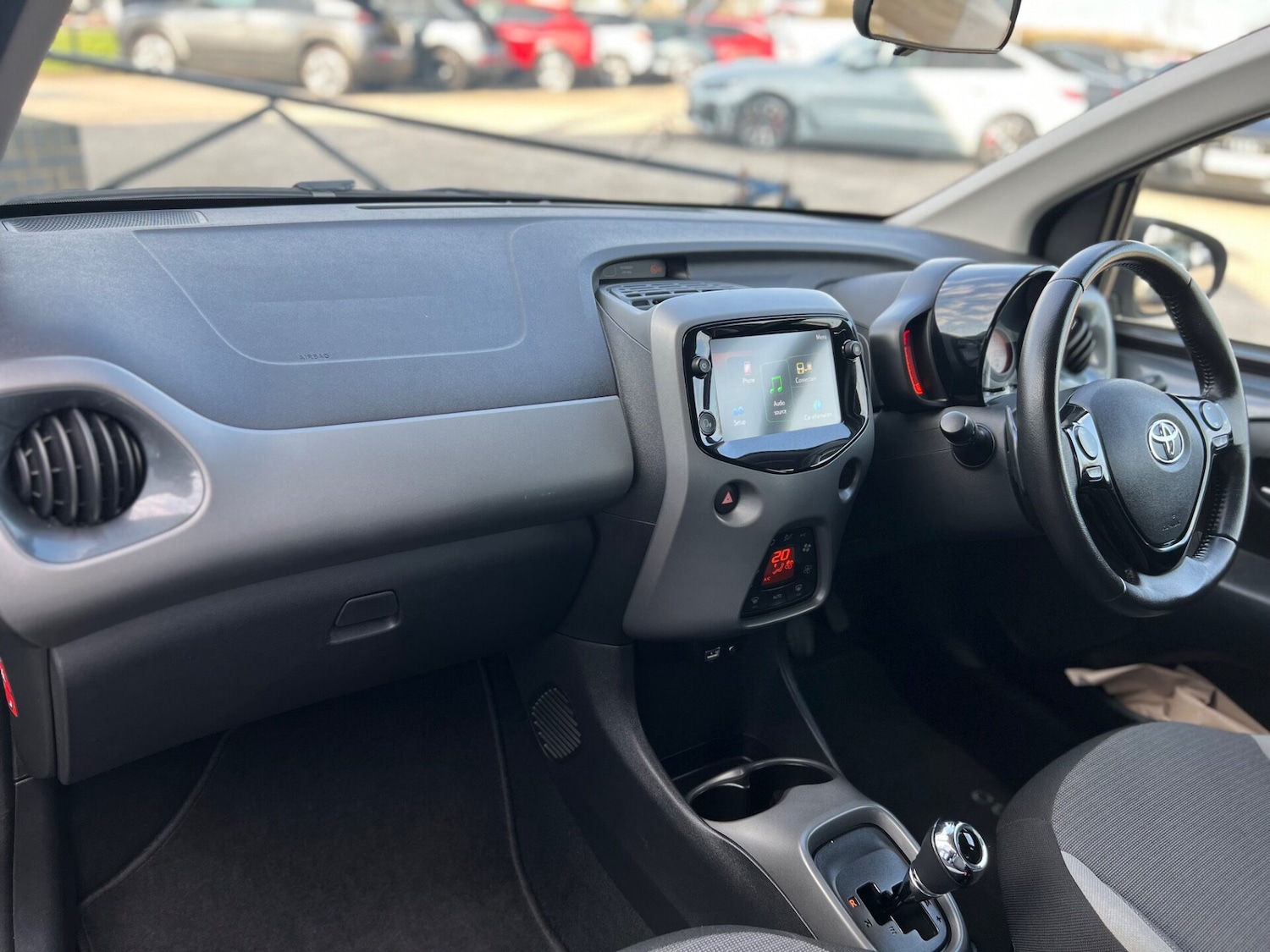 Used Toyota AYGO 2020 for sale - 77915532: Photo 24