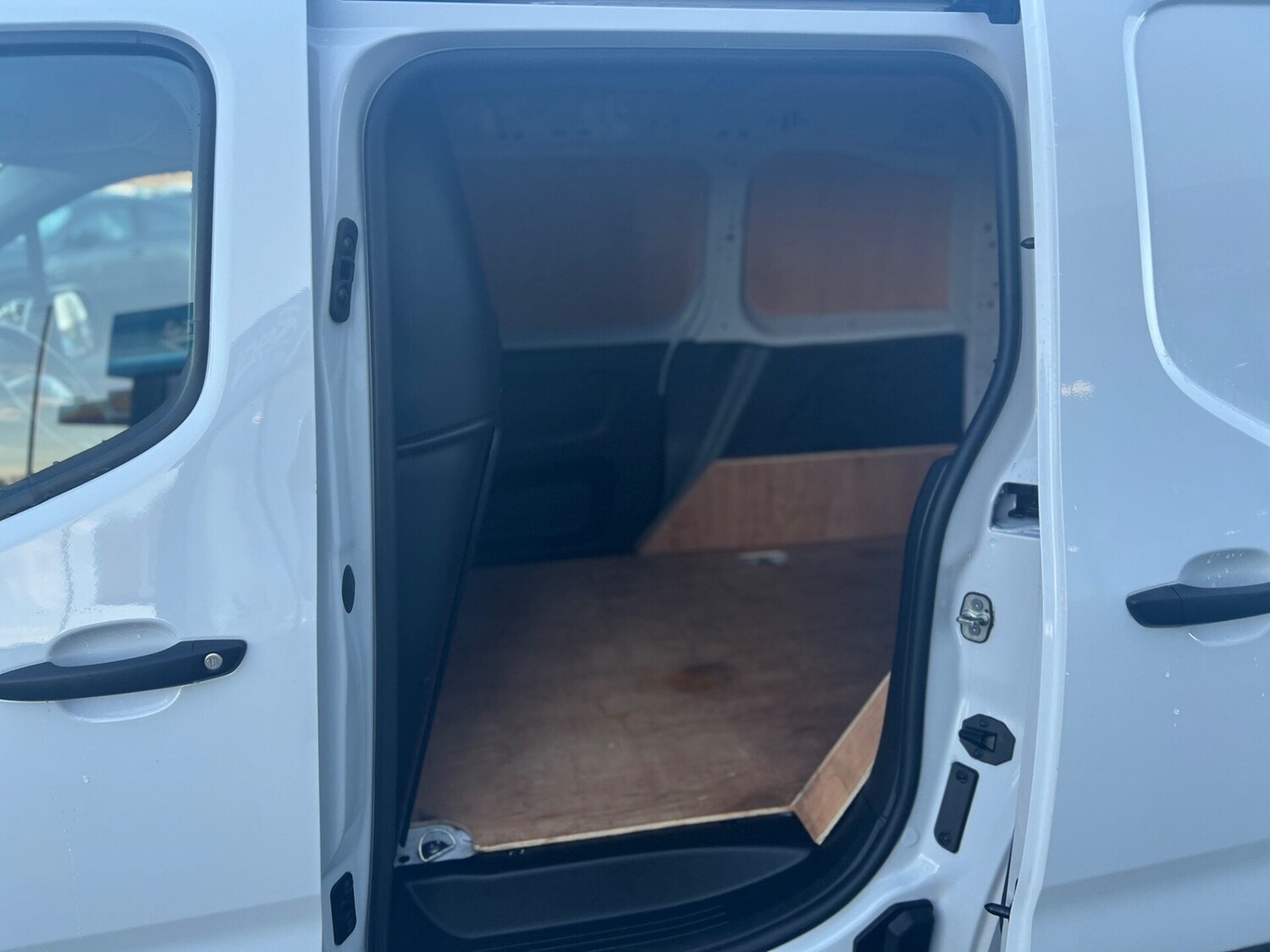 Used Citroen Berlingo 2022 for sale - 76706021: Photo 33