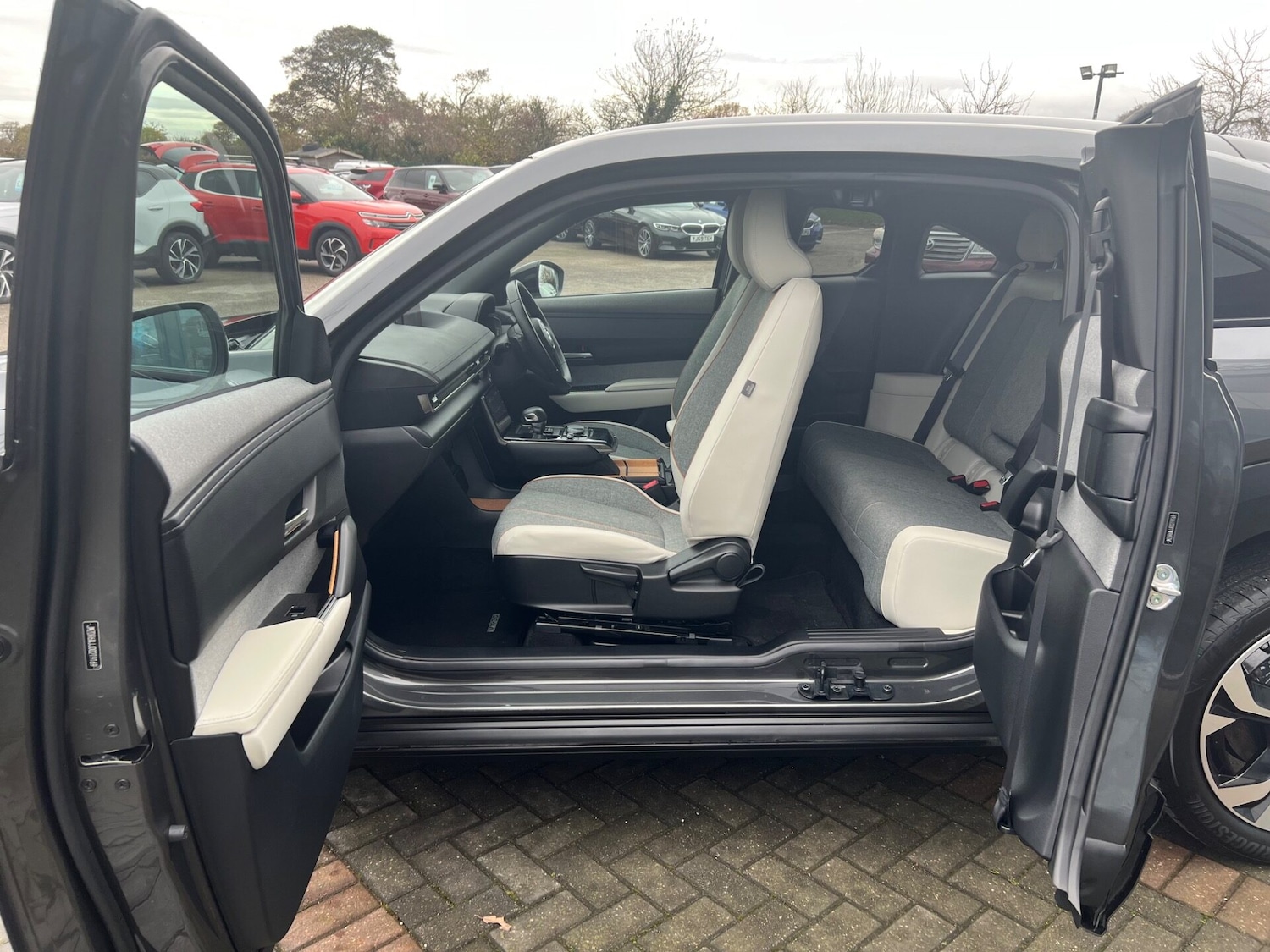 Used Mazda MX-30 2025 for sale - 76659823: Photo 46