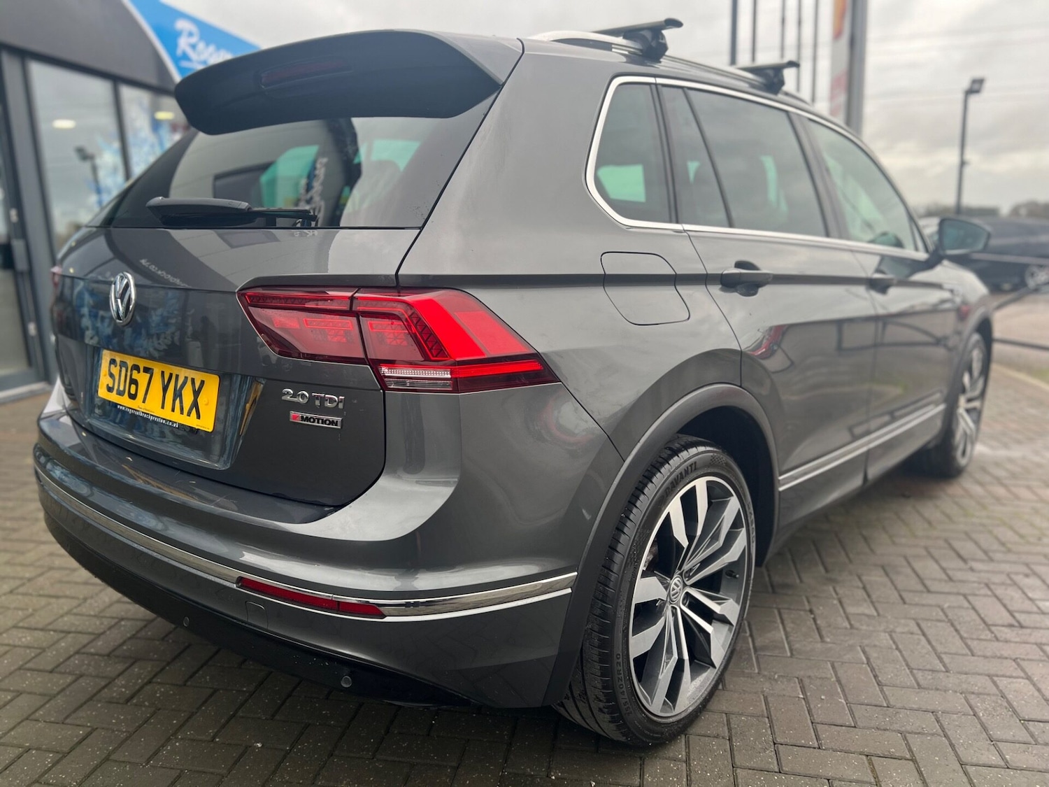 Used Volkswagen Tiguan 2017 for sale - 76659824: Photo 10