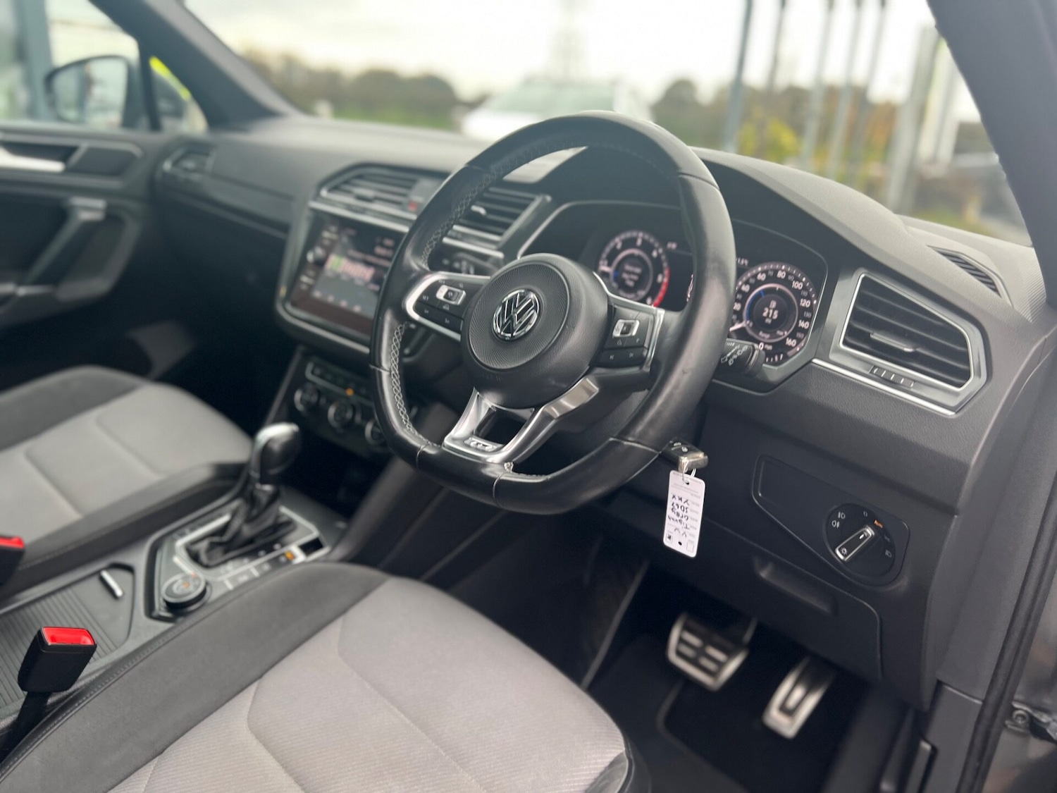 Used Volkswagen Tiguan 2017 for sale - 76659824: Photo 28