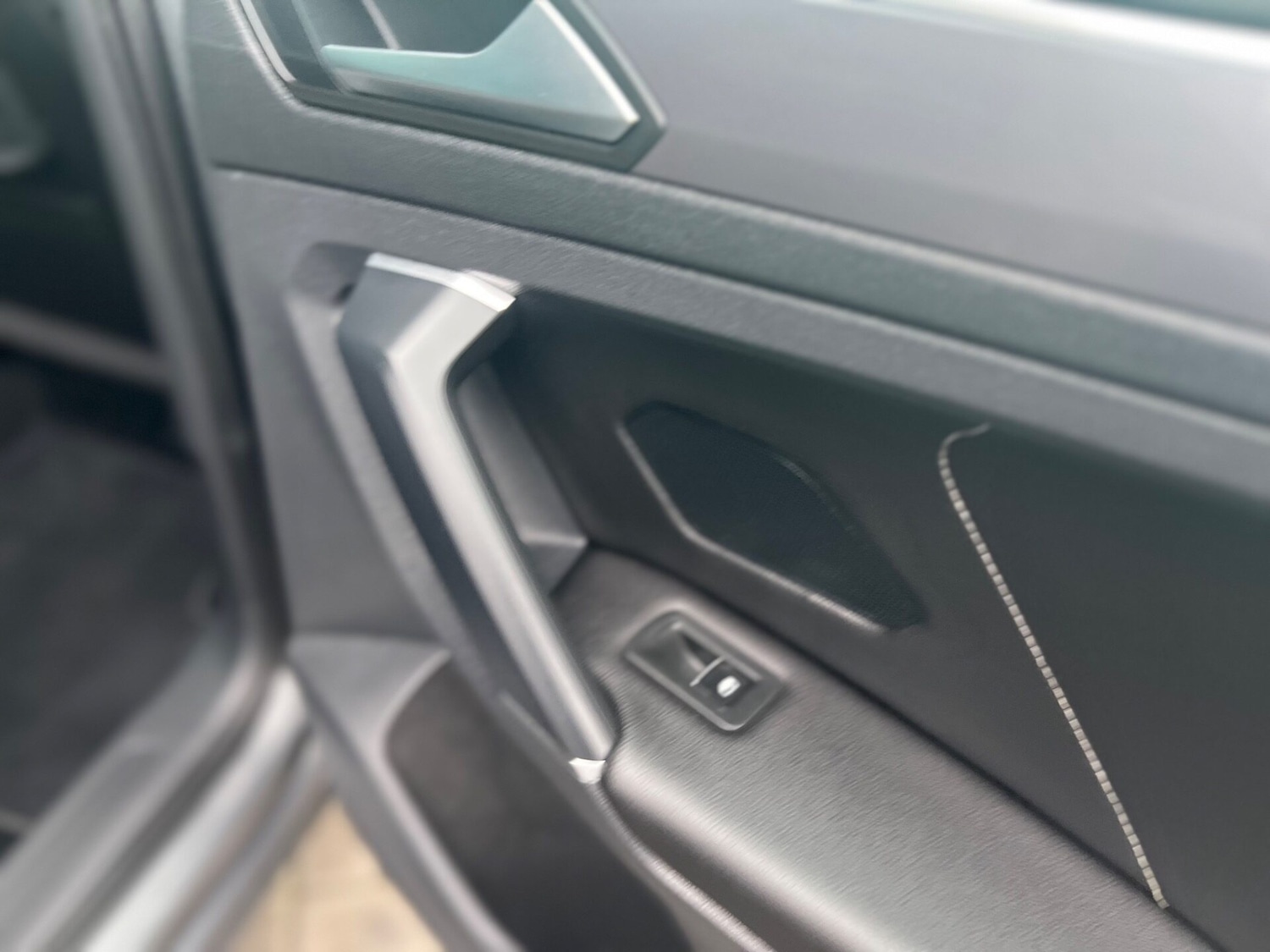 Used Volkswagen Tiguan 2017 for sale - 76659824: Photo 36