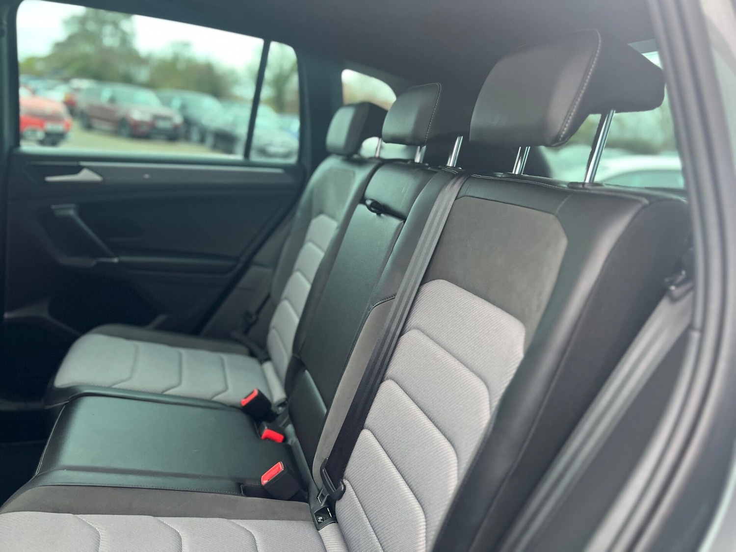 Used Volkswagen Tiguan 2017 for sale - 76659824: Photo 41