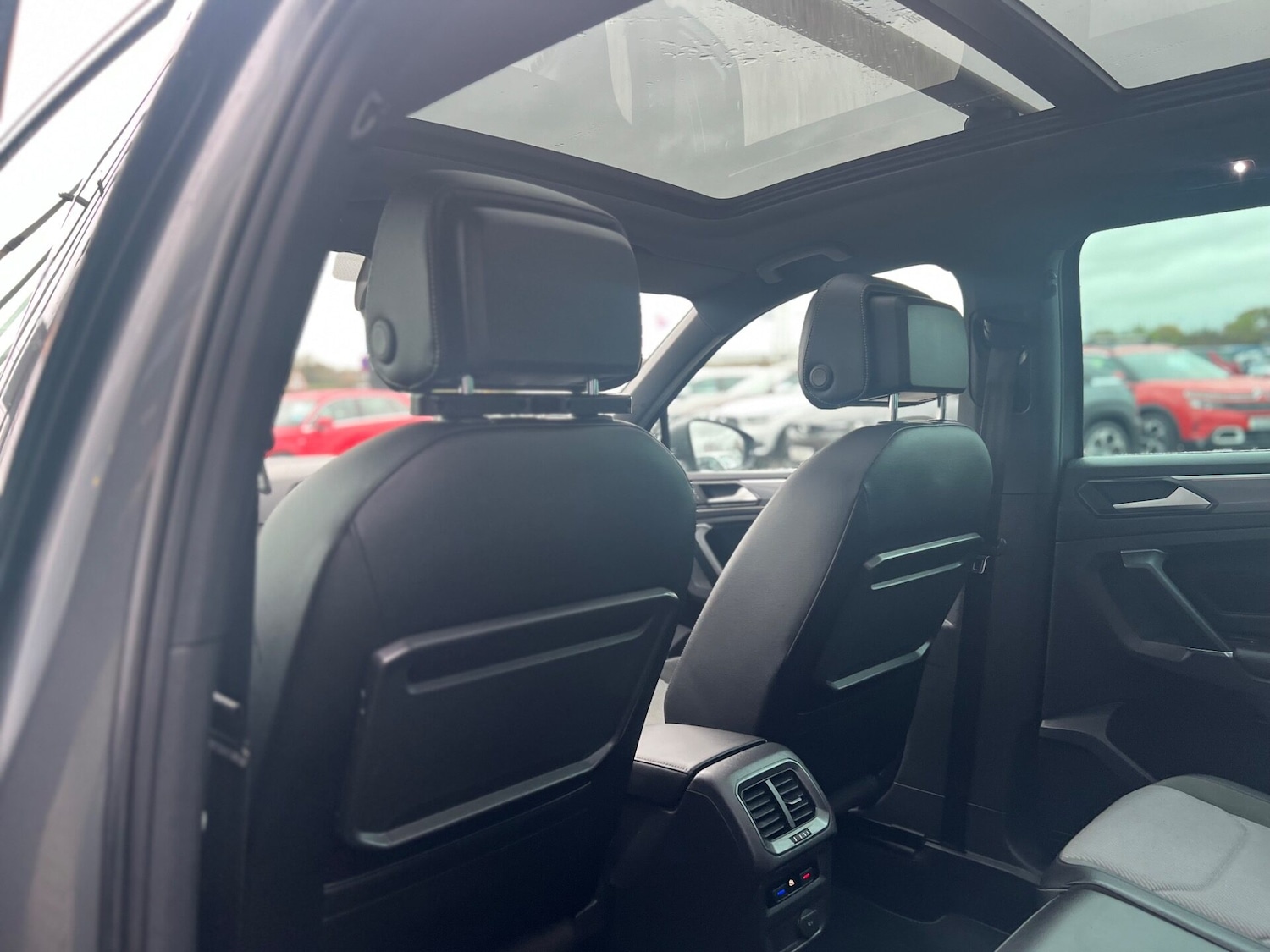 Used Volkswagen Tiguan 2017 for sale - 76659824: Photo 42