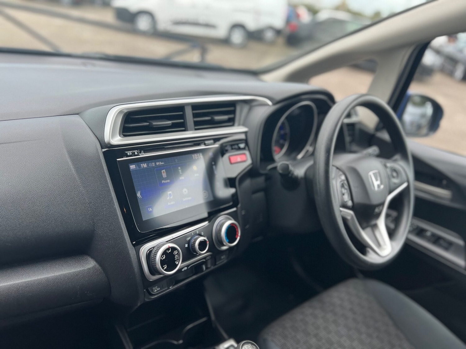 Used Honda Jazz 2015 for sale - 77171364: Photo 31