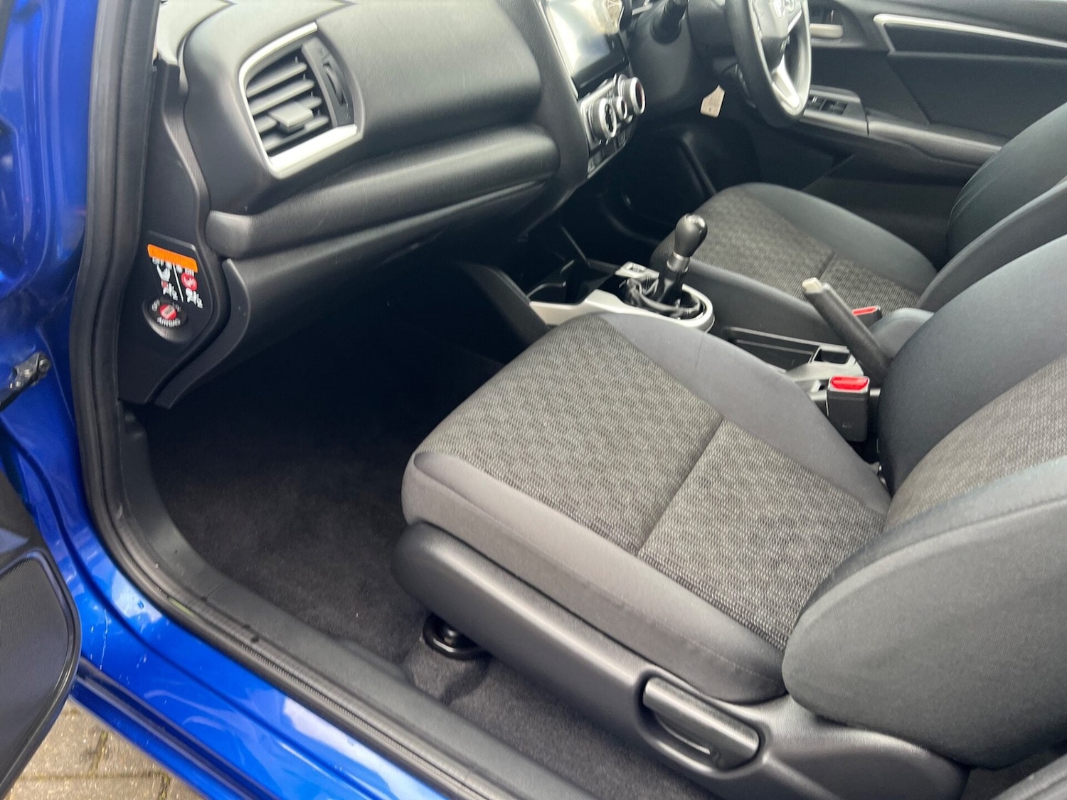 Used Honda Jazz 2015 for sale - 77171364: Photo 33