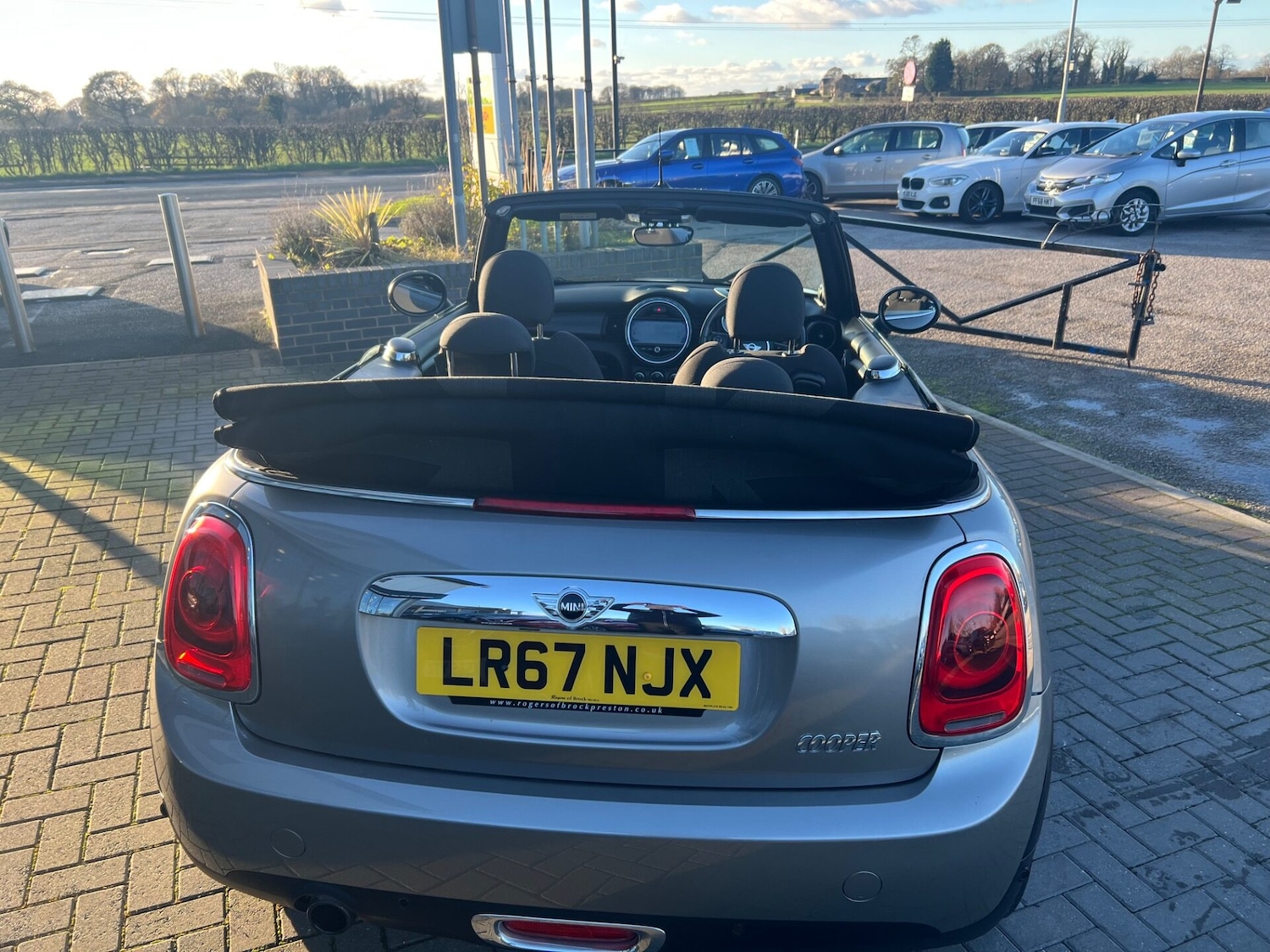 Used MINI Convertible 2017 for sale - 76659820: Photo 18