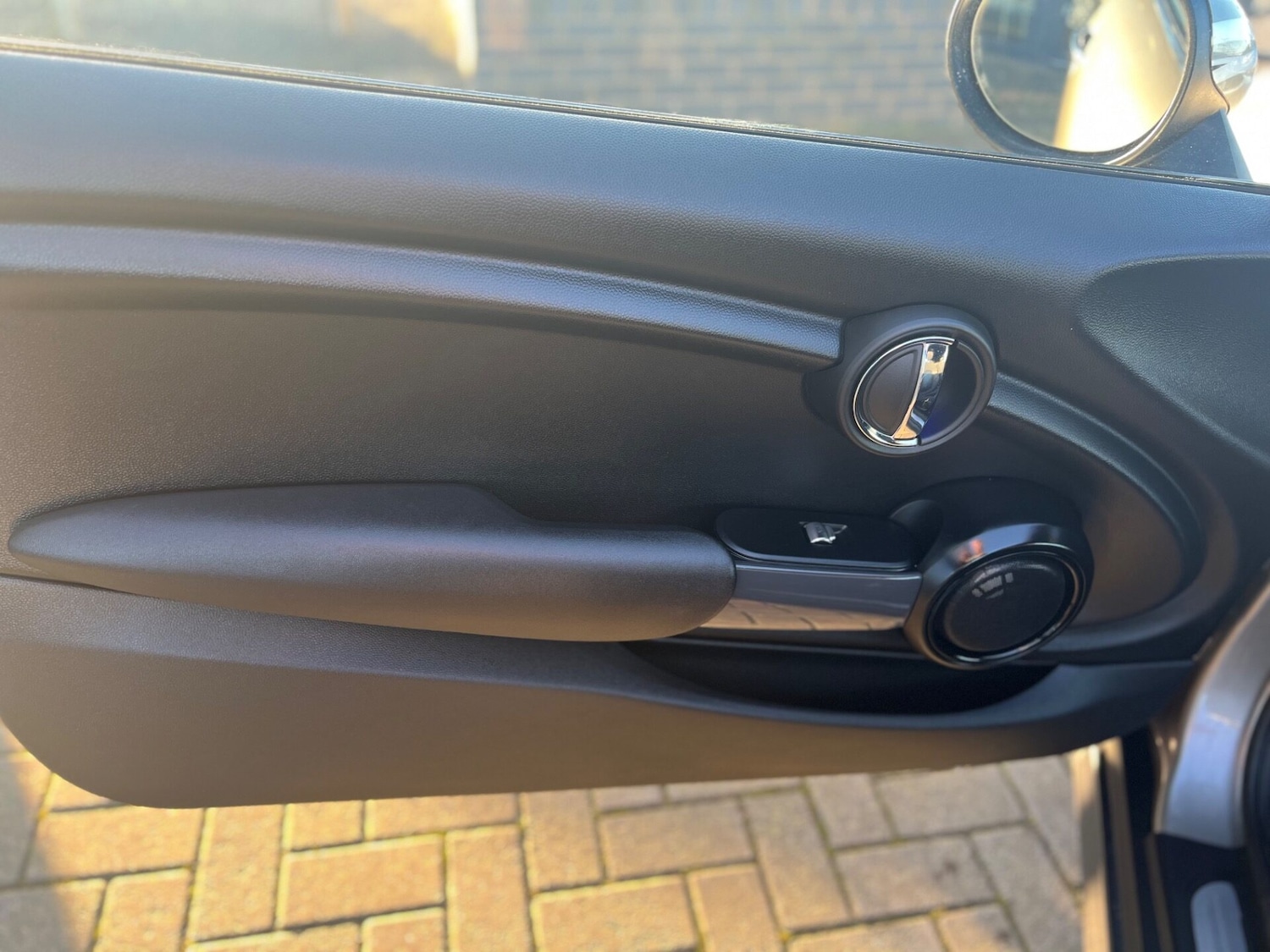 Used MINI Convertible 2017 for sale - 76659820: Photo 34