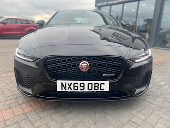Used Jaguar XE 2019 for sale - 79023774: Photo