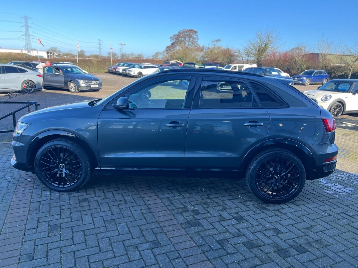 Used Audi Q3 2017 for sale - 77915533: Photo 11