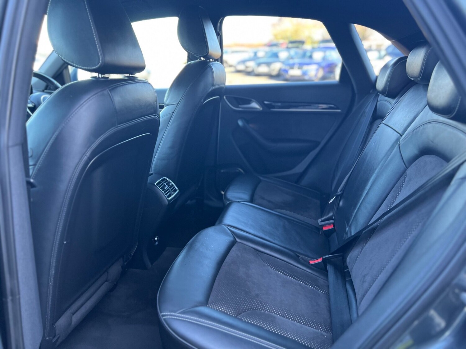 Used Audi Q3 2017 for sale - 77915533: Photo 33