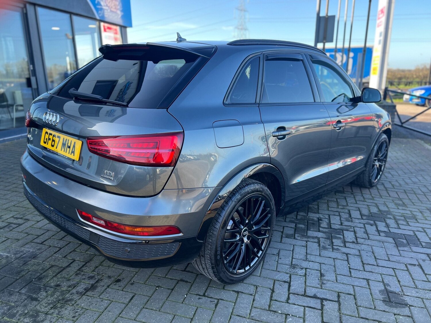 Used Audi Q3 2017 for sale - 77915533: Photo 8