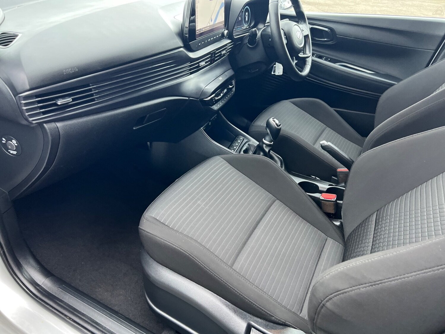 Used Hyundai i20 2022 for sale - 77006573: Photo 31