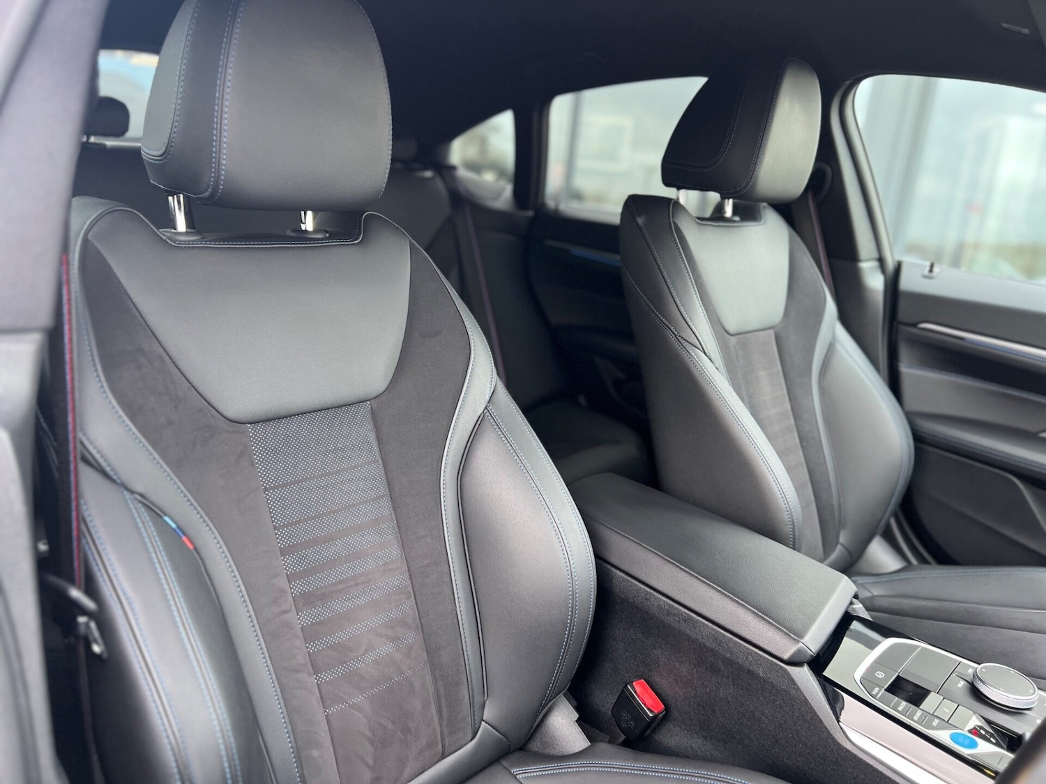 Used BMW i4 2023 for sale - 77631462: Photo 23