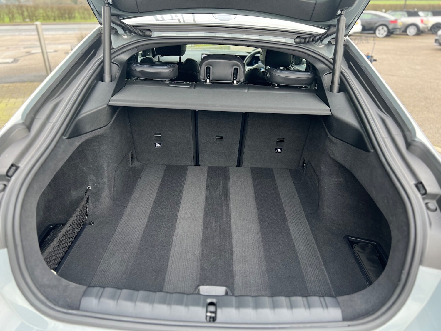 Used BMW i4 2023 for sale - 77631462: Photo 42