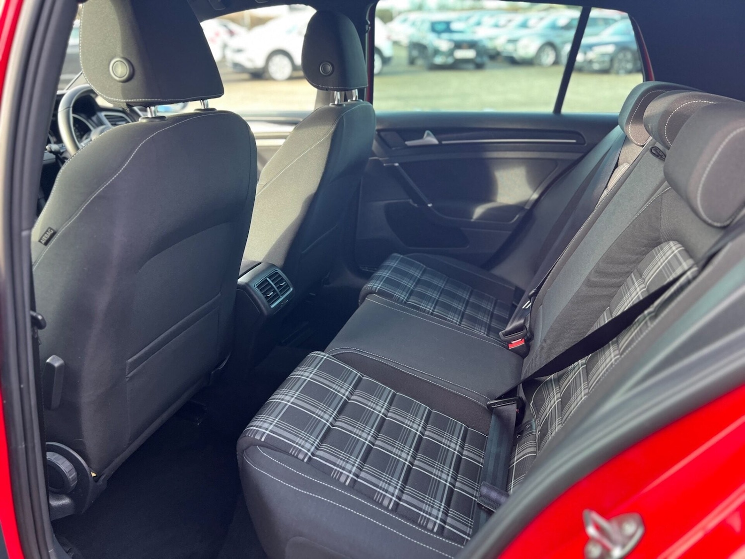 Used Volkswagen Golf 2015 for sale - 77555003: Photo 33