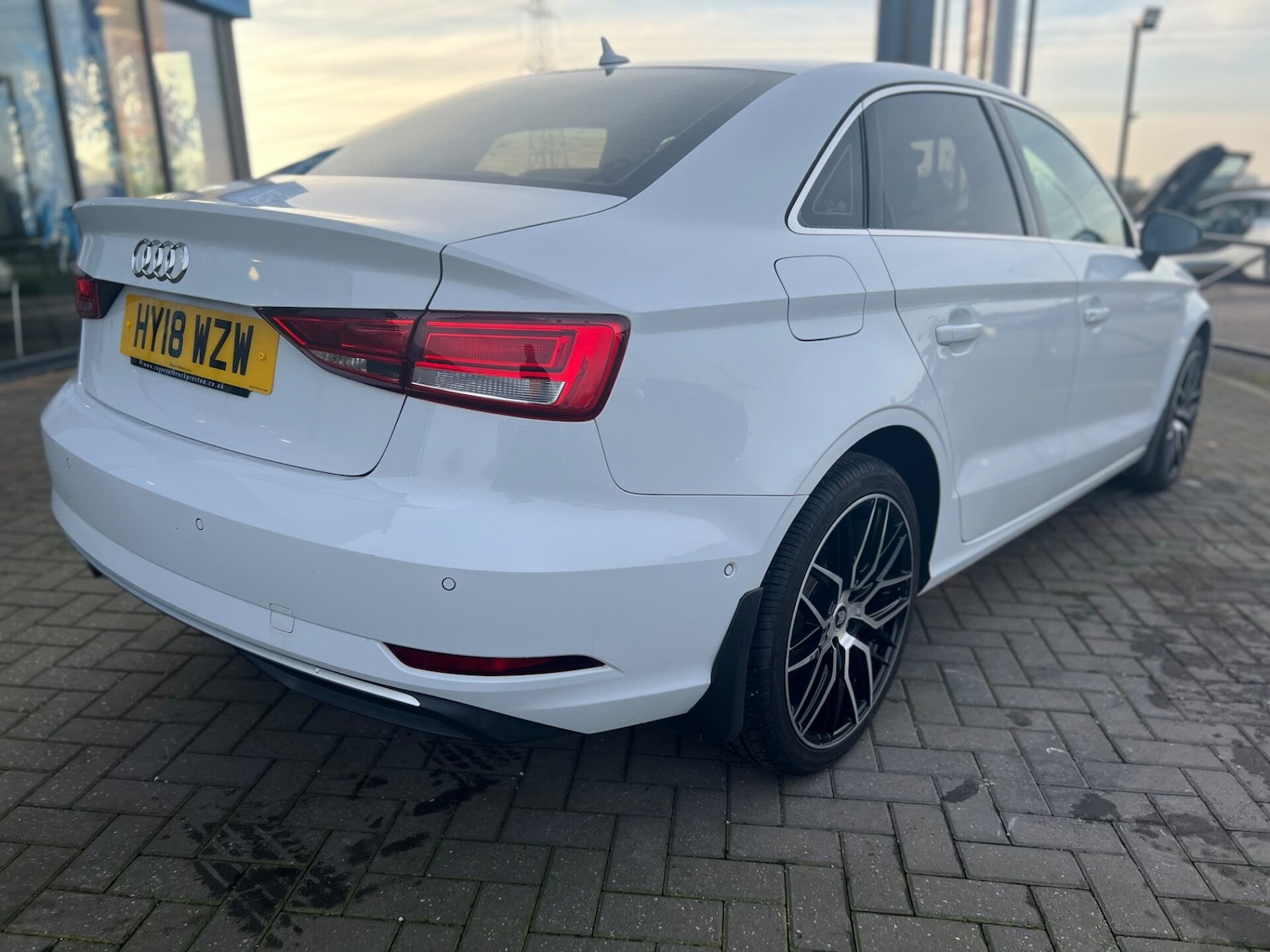 Used Audi A3 2018 for sale - 77024130: Photo 5