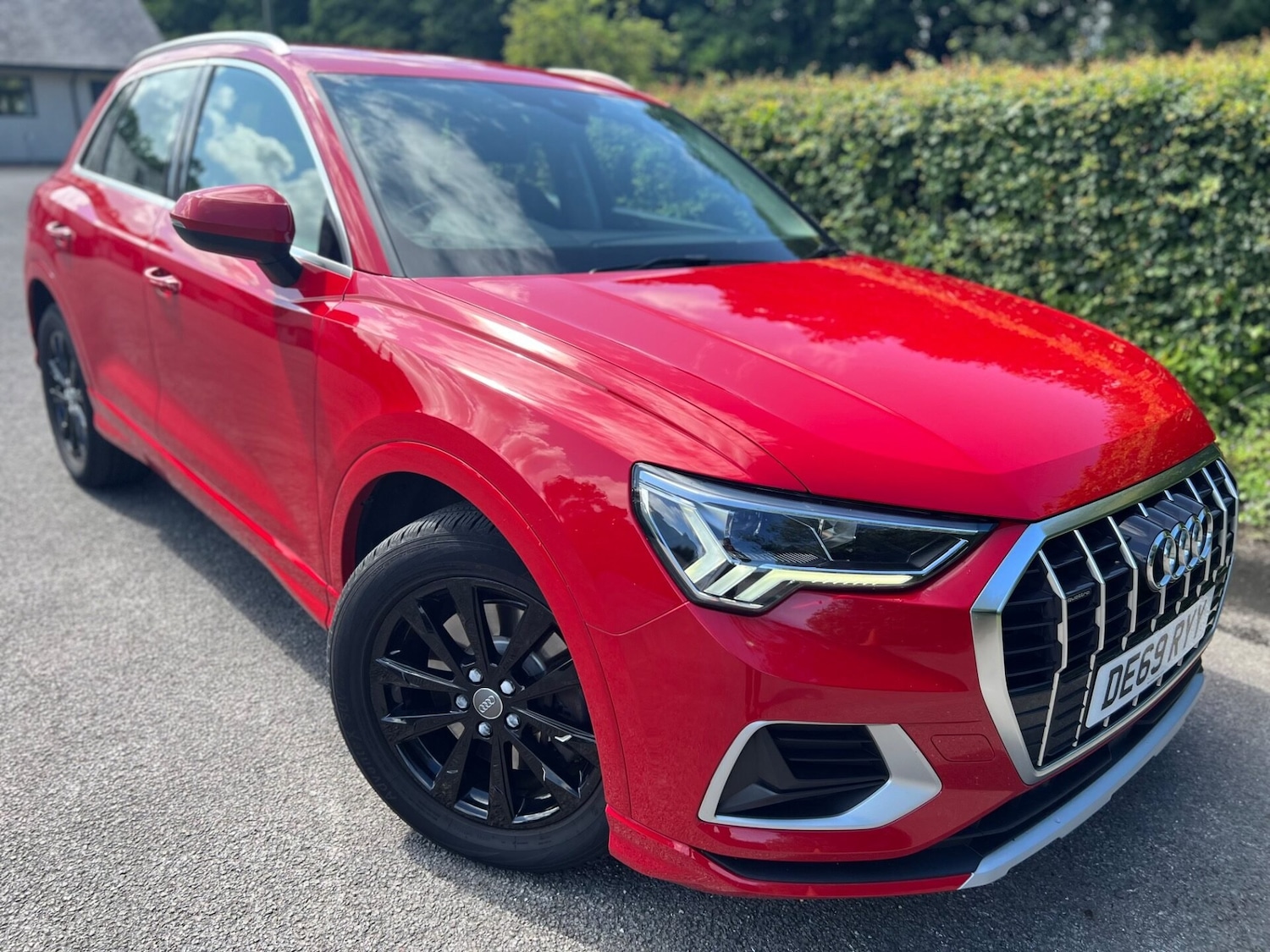 Used Audi Q3 2019 for sale - 76659786: Photo 2