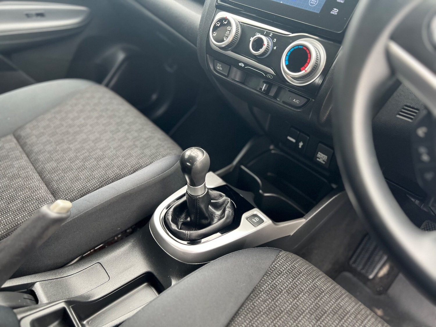 Used Honda Jazz 2015 for sale - 76659805: Photo 22