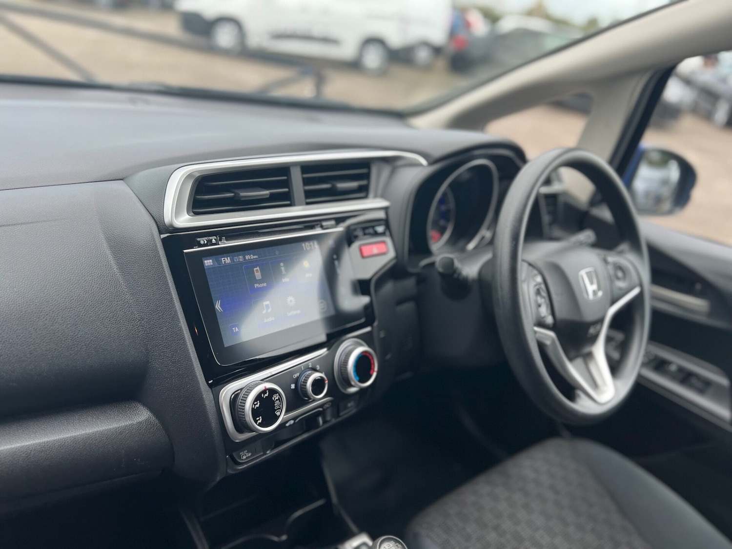 Used Honda Jazz 2015 for sale - 76659805: Photo 31