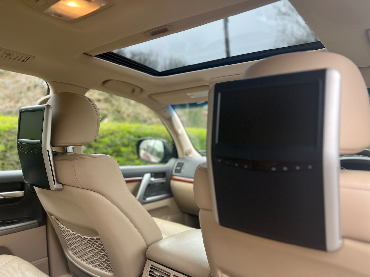 Used Toyota Land Cruiser 2012 for sale - 76659785: Photo 24