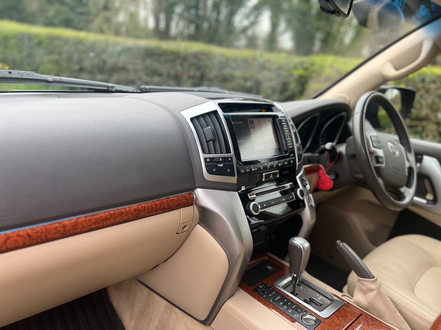 Used Toyota Land Cruiser 2012 for sale - 76659785: Photo 33