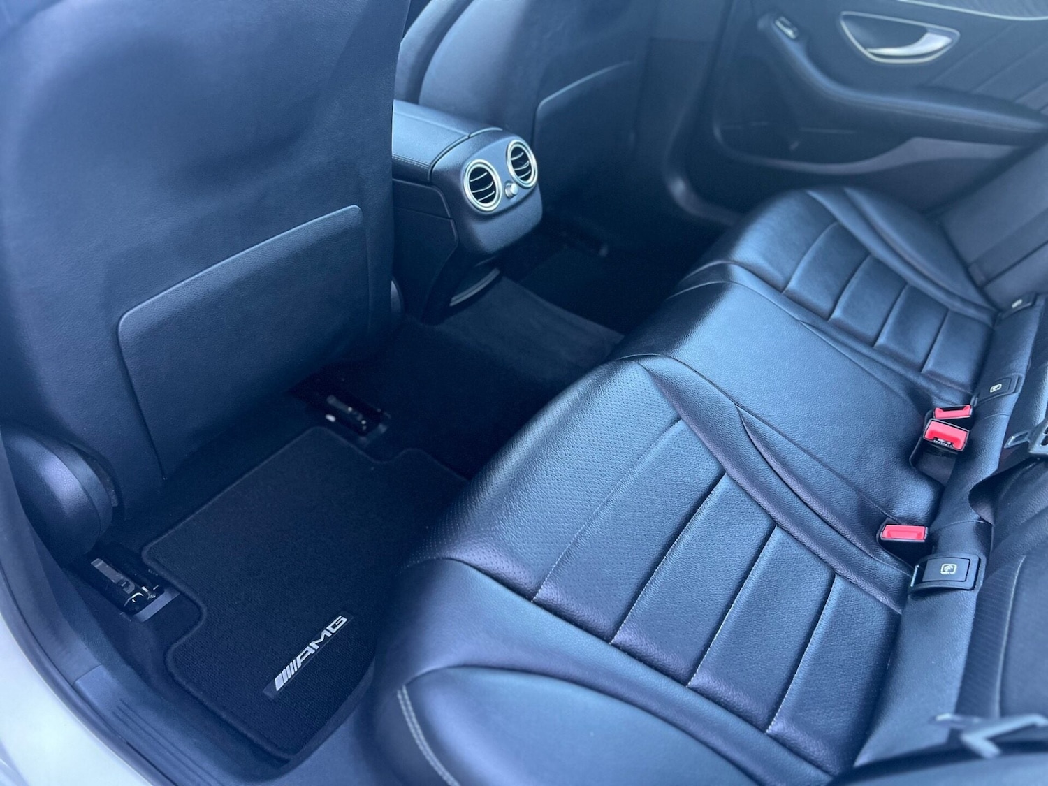 Used Mercedes-Benz C Class 2016 for sale - 77365458: Photo 40