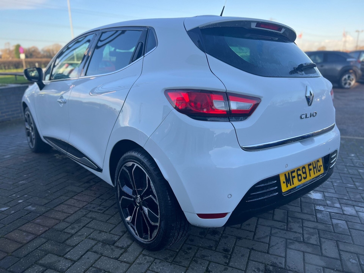 Used Renault Clio 2019 for sale - 76879549: Photo 10