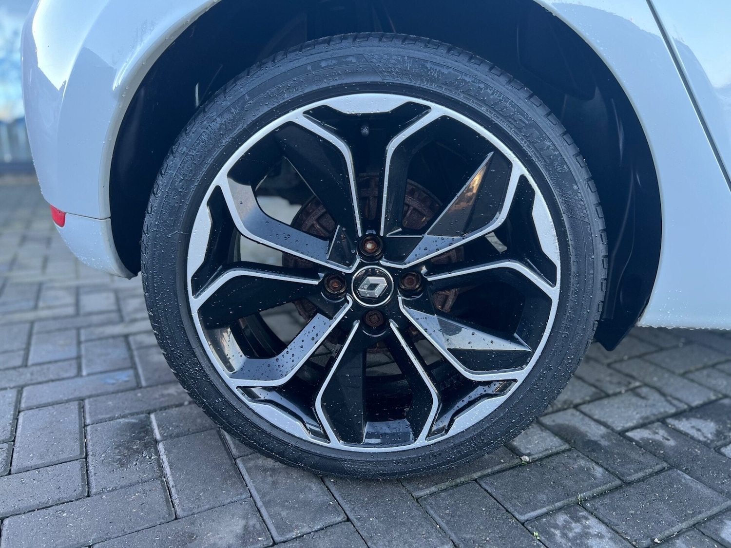 Used Renault Clio 2019 for sale - 76879549: Photo 17