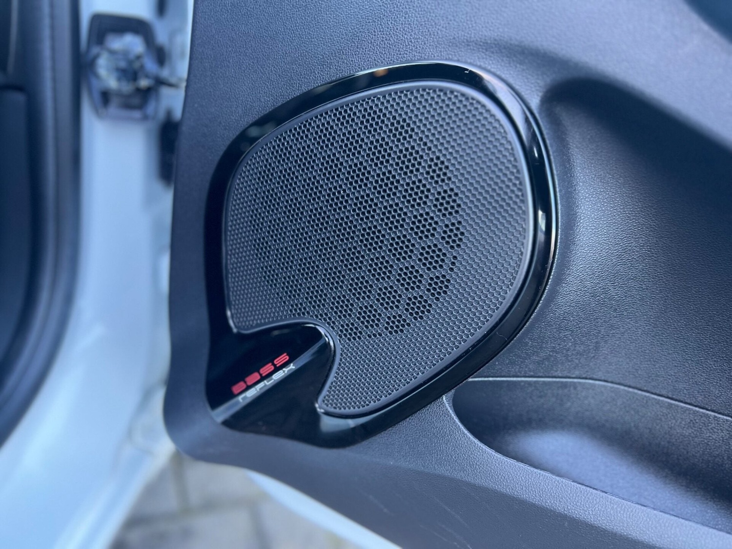 Used Renault Clio 2019 for sale - 76879549: Photo 27