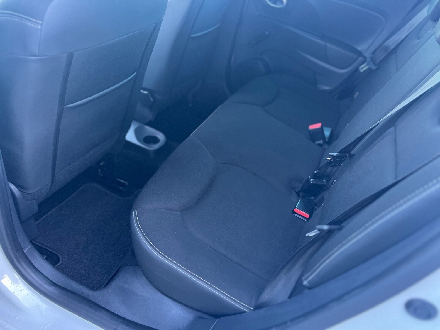 Used Renault Clio 2019 for sale - 76879549: Photo 38