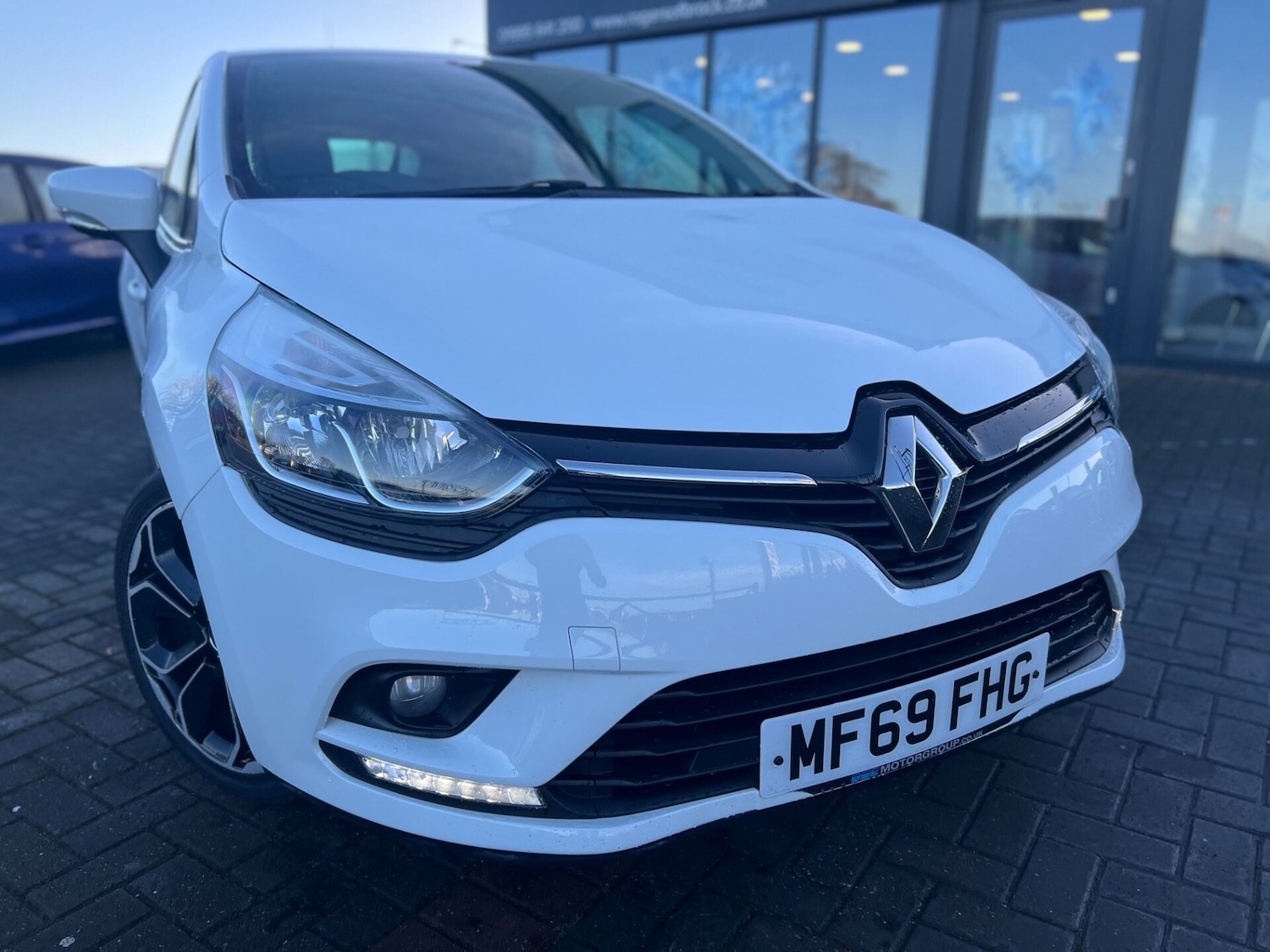 Used Renault Clio 2019 for sale - 76879549: Photo 5