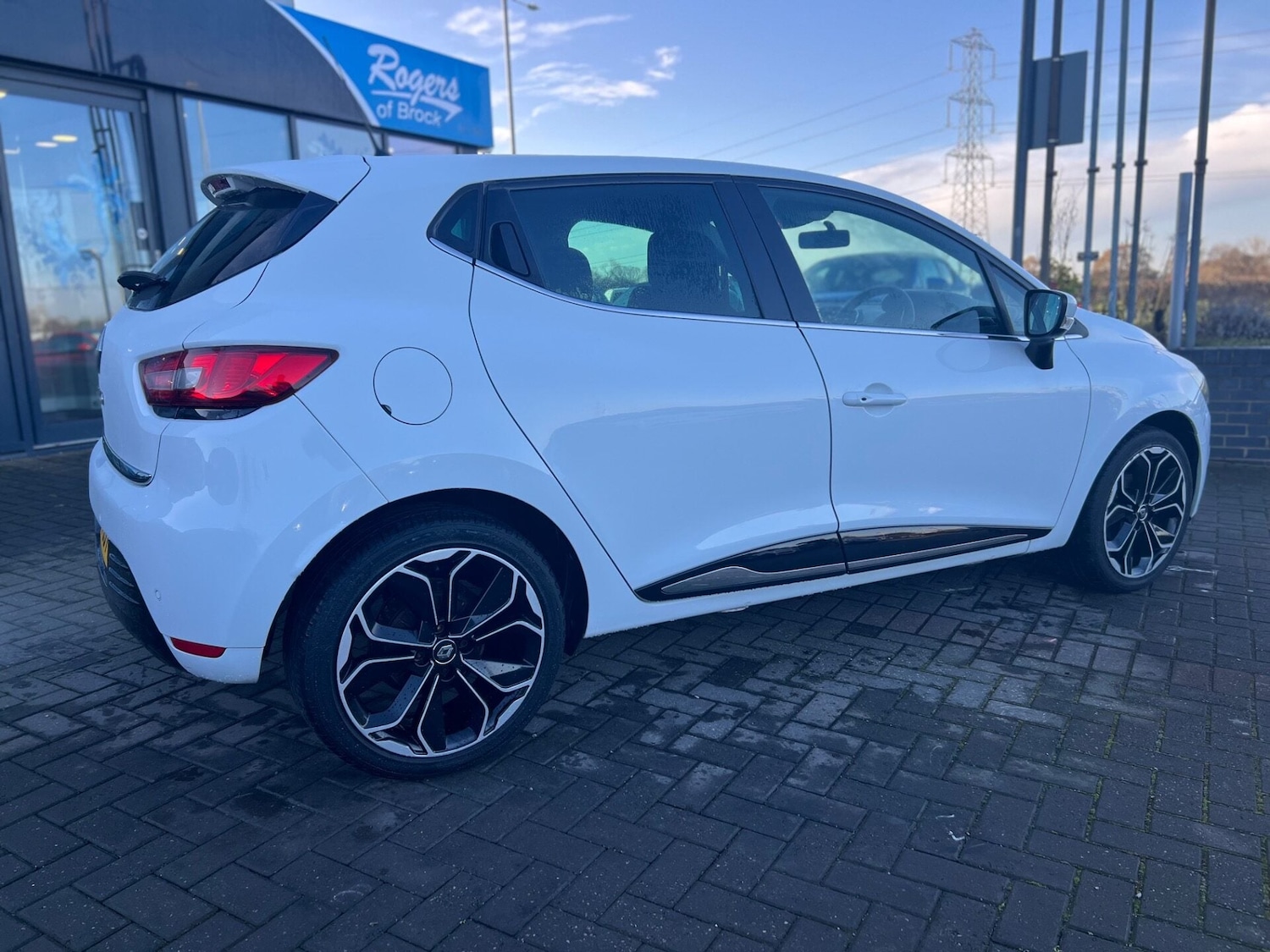 Used Renault Clio 2019 for sale - 76879549: Photo 7