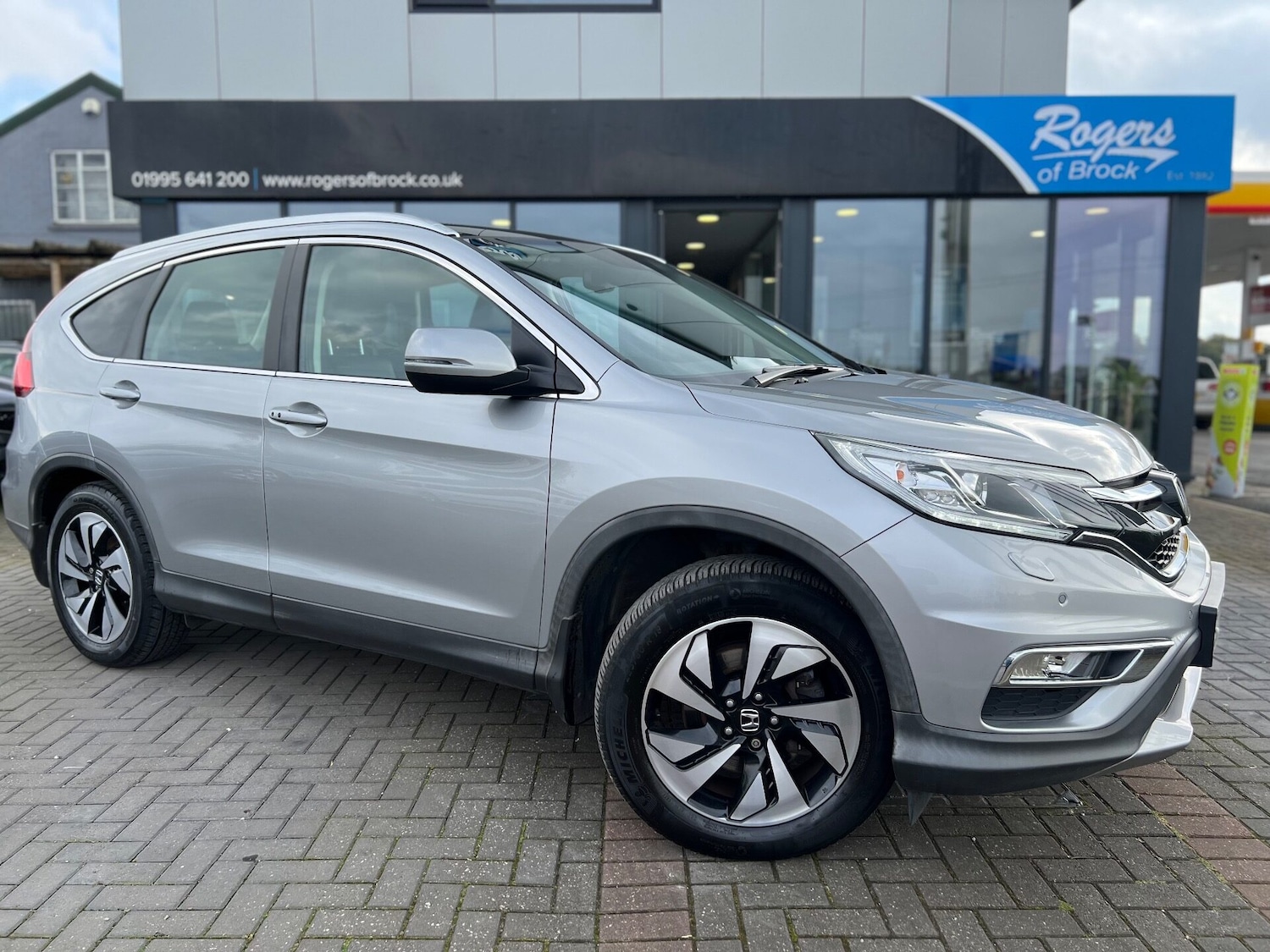 Used Honda CR-V 2016 for sale - 76659810: Photo 1