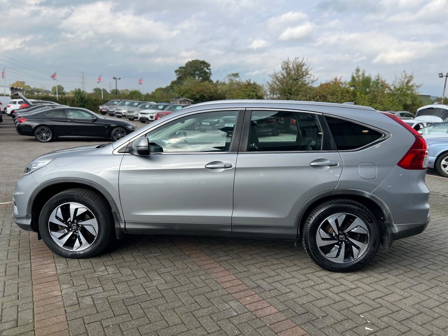Used Honda CR-V 2016 for sale - 76659810: Photo 10