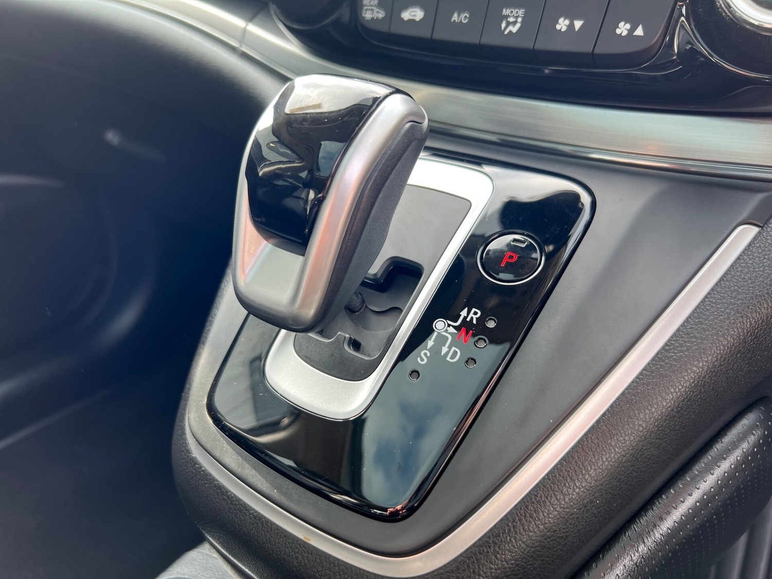 Used Honda CR-V 2016 for sale - 76659810: Photo 20