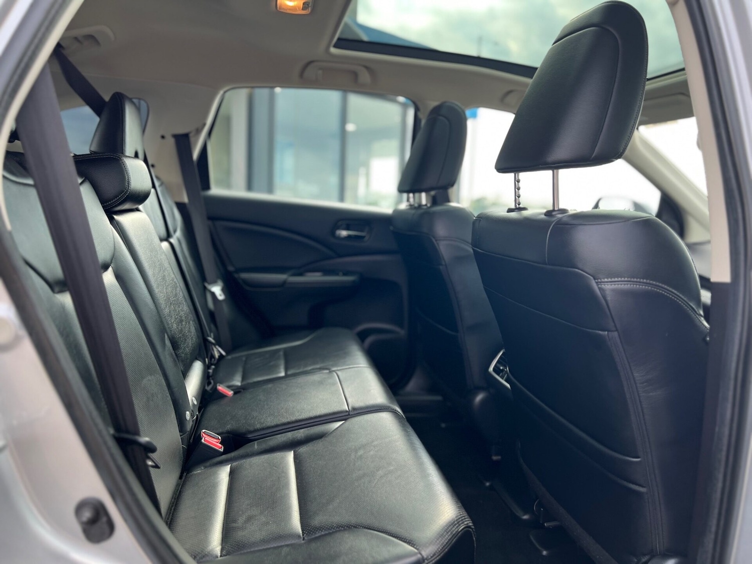 Used Honda CR-V 2016 for sale - 76659810: Photo 24