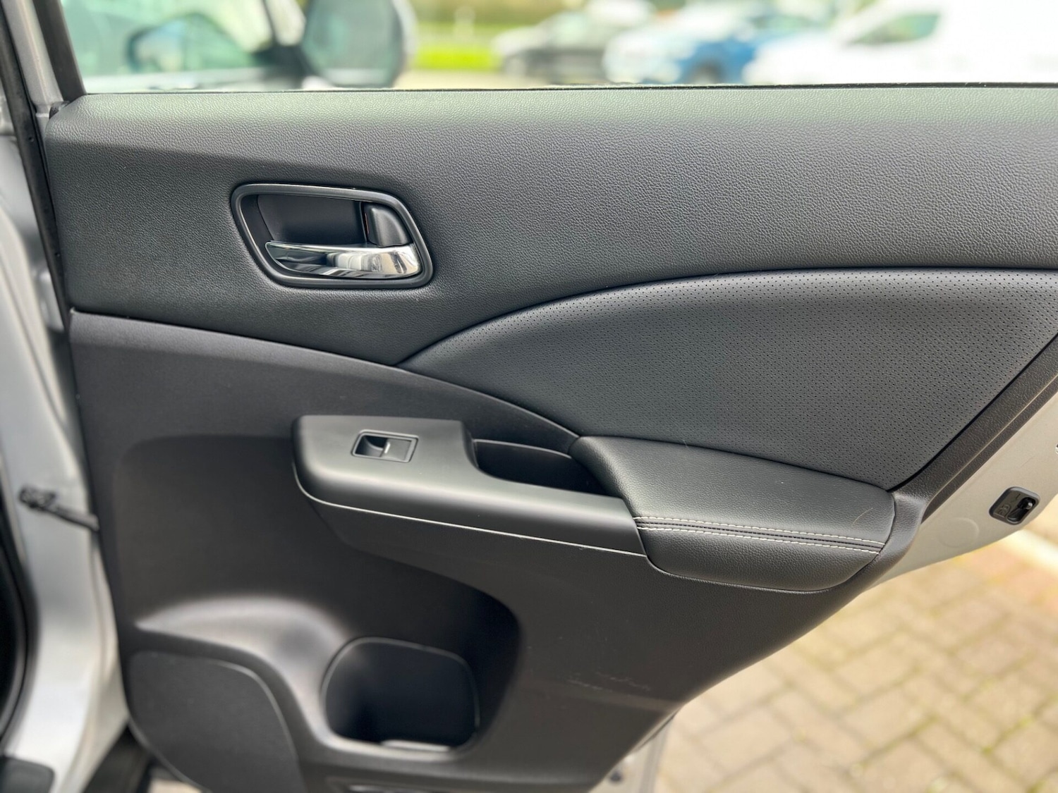 Used Honda CR-V 2016 for sale - 76659810: Photo 25