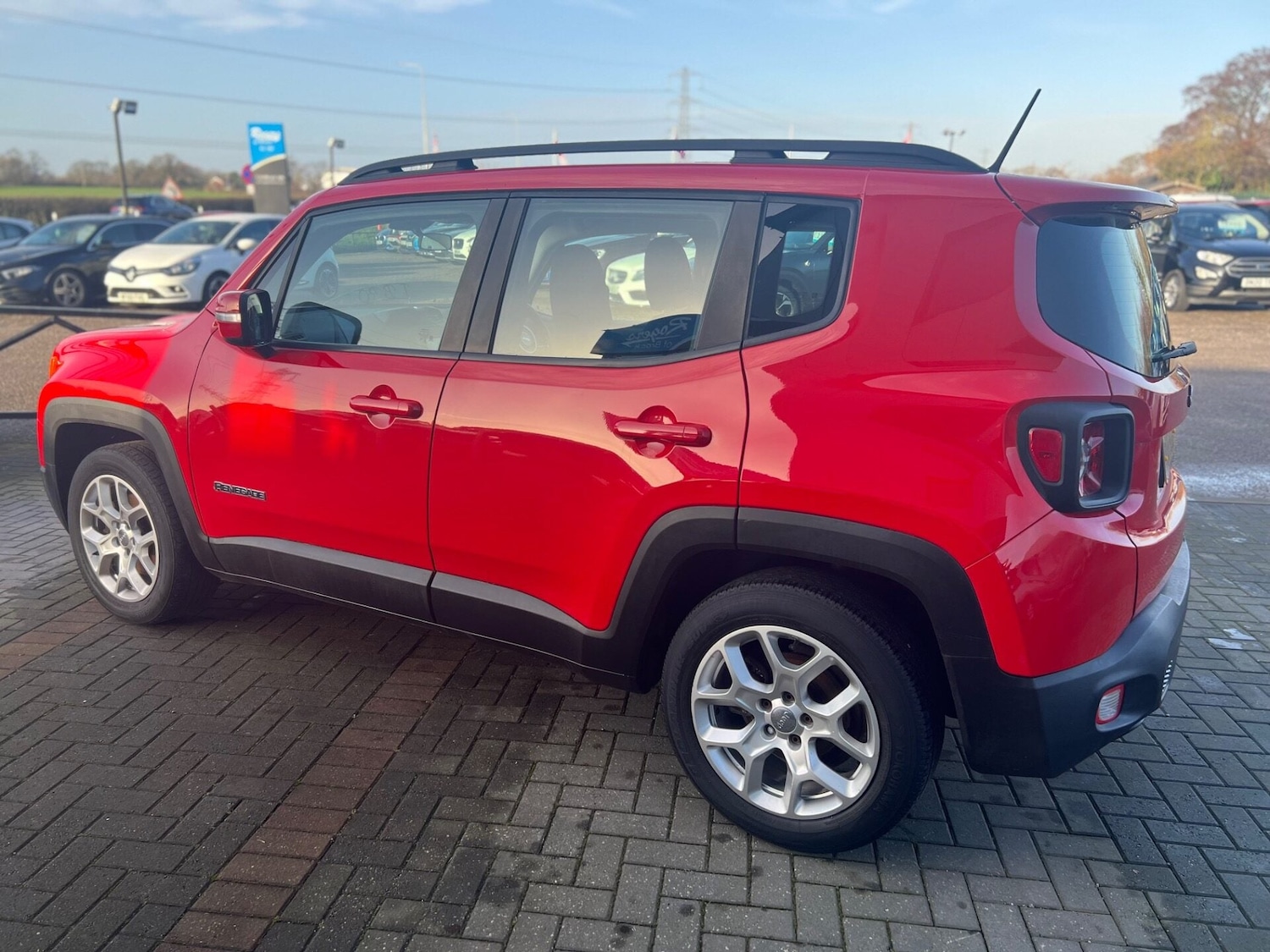 Used Jeep Renegade 2015 for sale - 76906190: Photo 11
