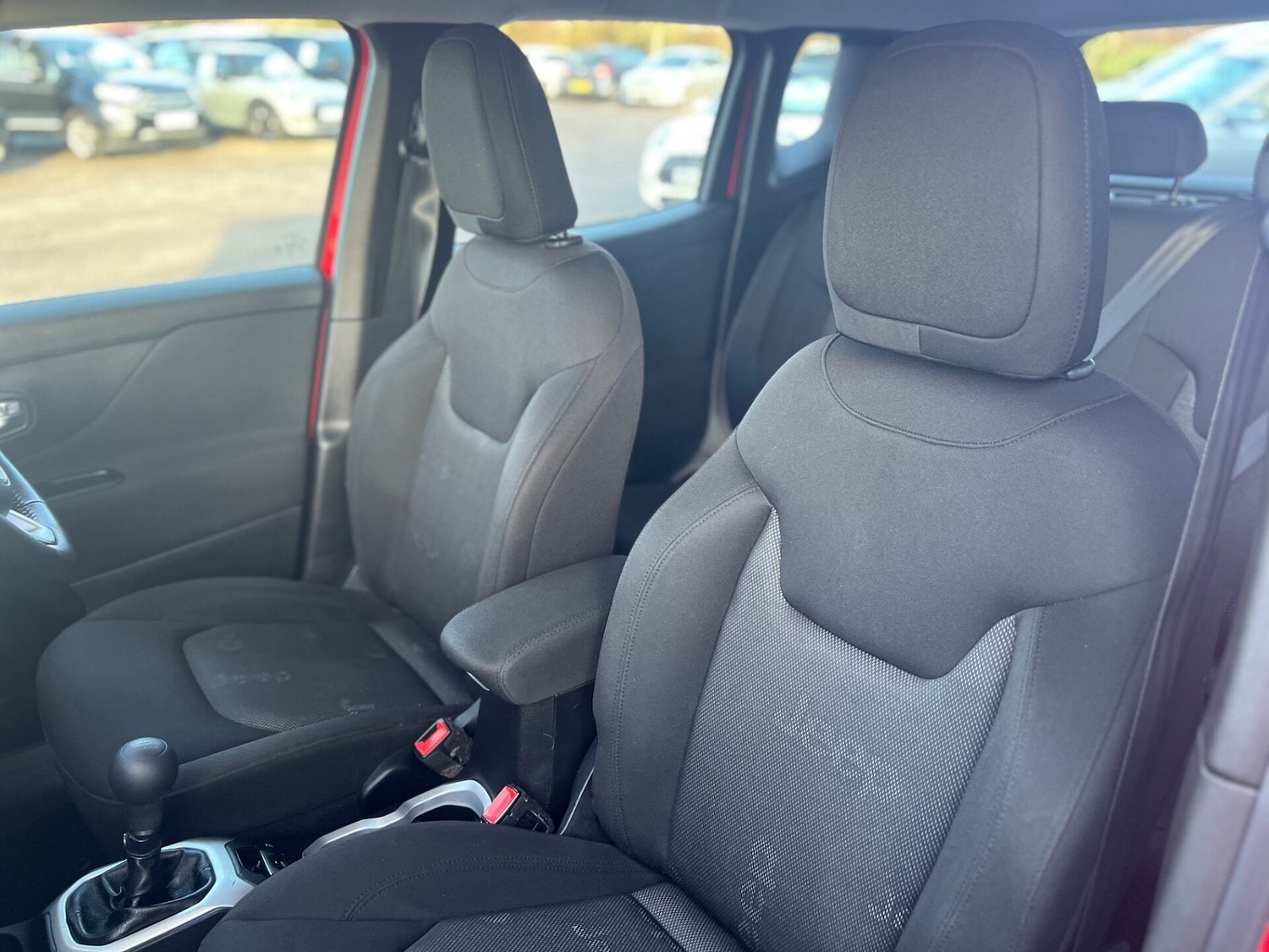 Used Jeep Renegade 2015 for sale - 76906190: Photo 30