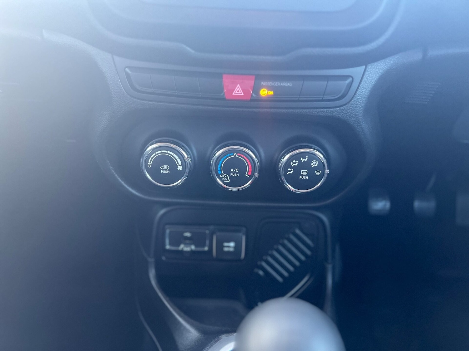 Used Jeep Renegade 2015 for sale - 76906190: Photo 37