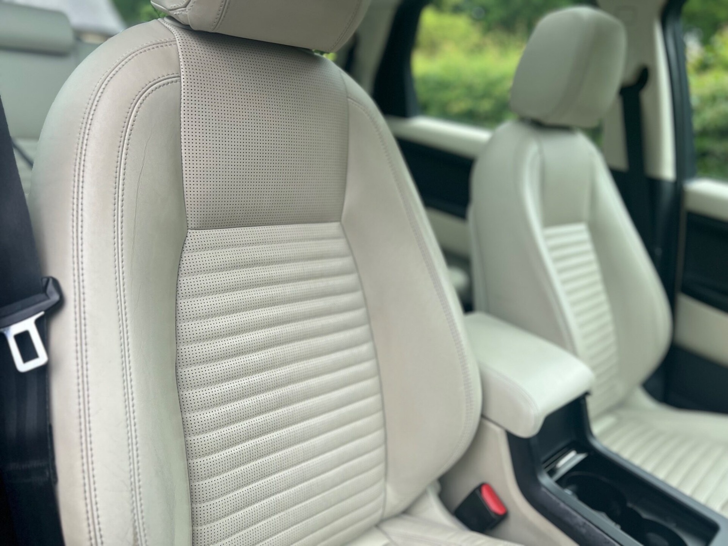 Used Land Rover Discovery Sport 2015 for sale - 76659788: Photo 15