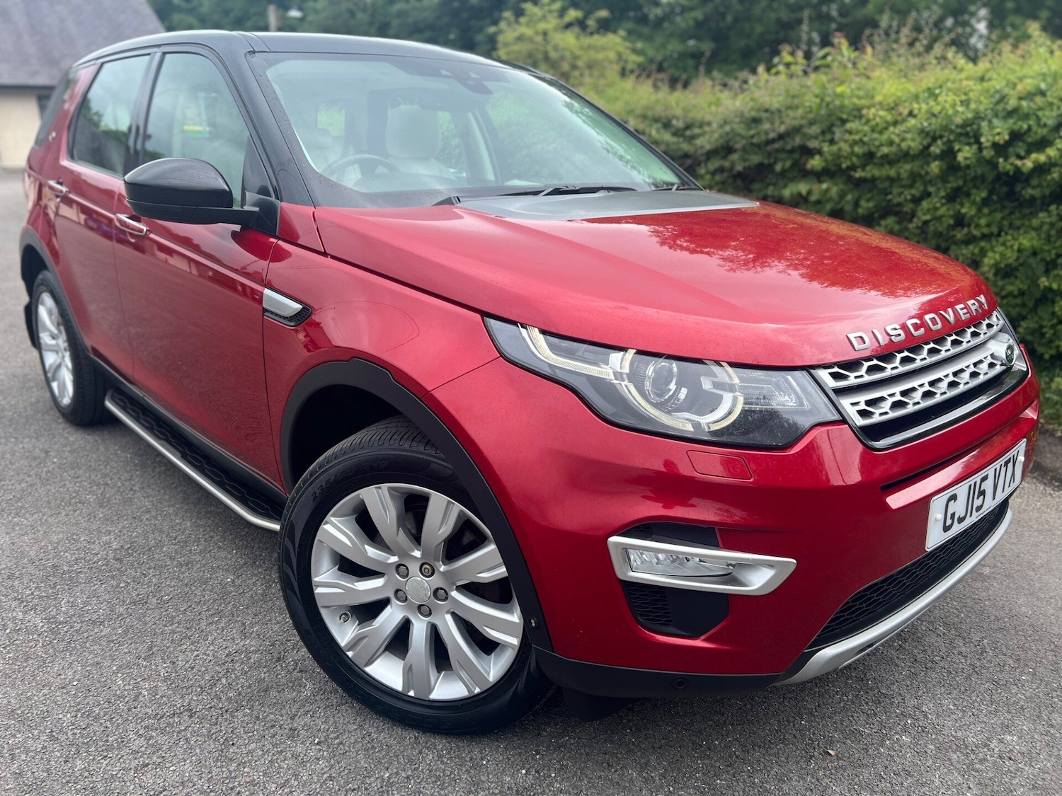 Used Land Rover Discovery Sport 2015 for sale - 76659788: Photo 2