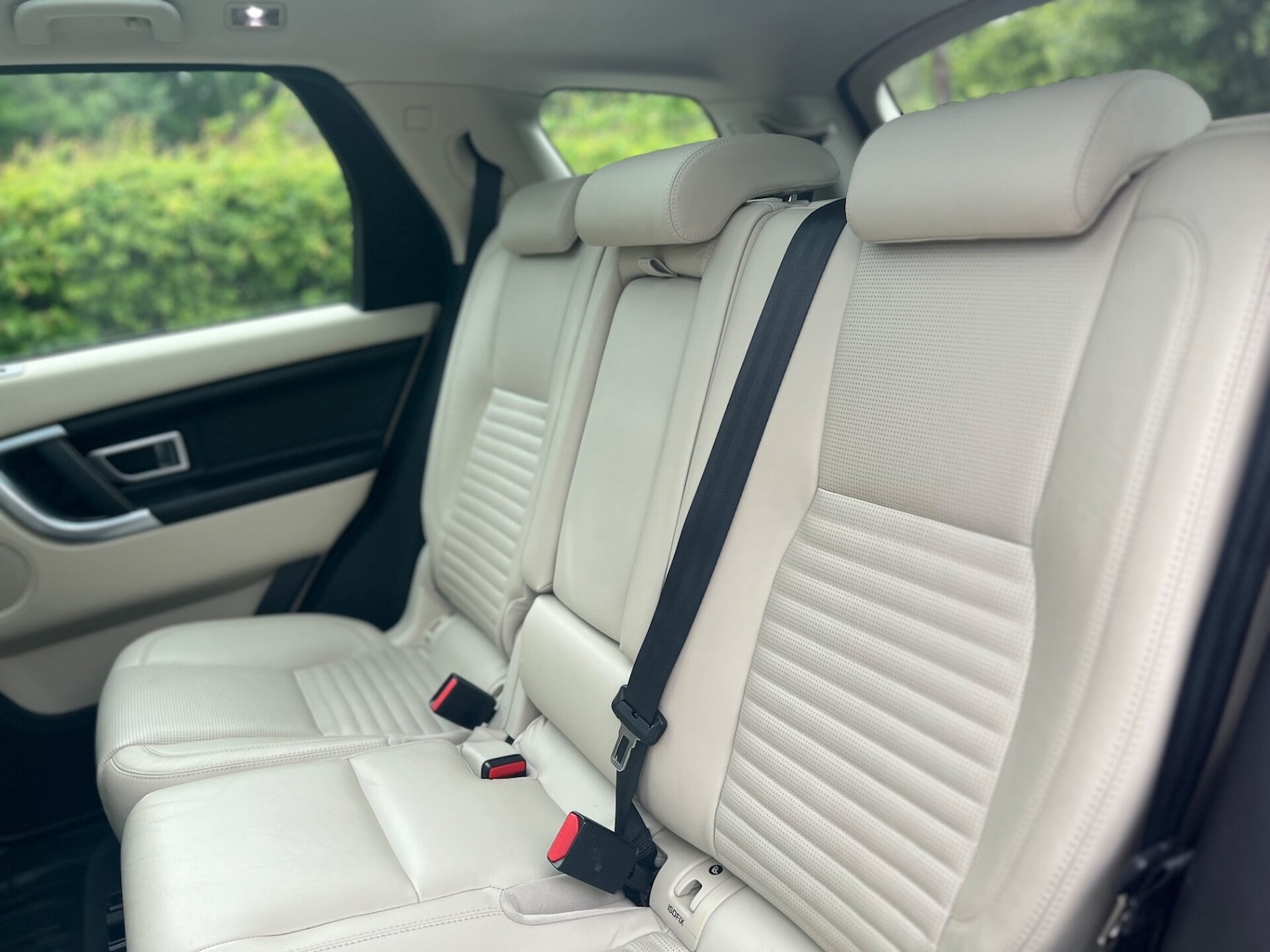 Used Land Rover Discovery Sport 2015 for sale - 76659788: Photo 29