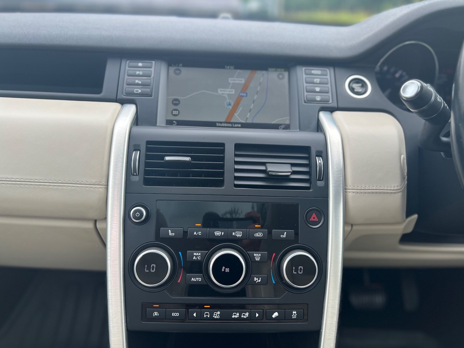 Used Land Rover Discovery Sport 2015 for sale - 76659788: Photo 34