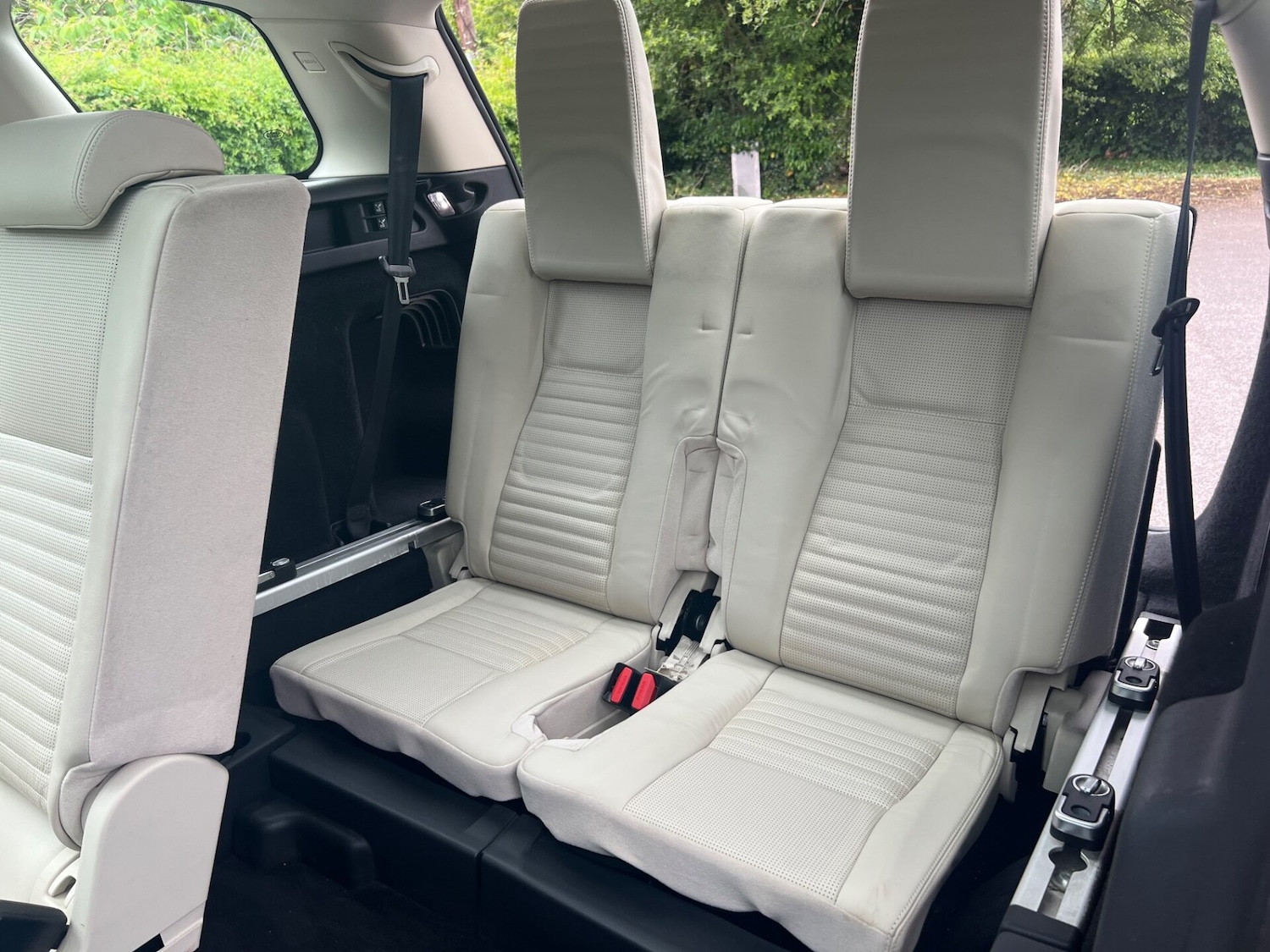 Used Land Rover Discovery Sport 2015 for sale - 76659788: Photo 36