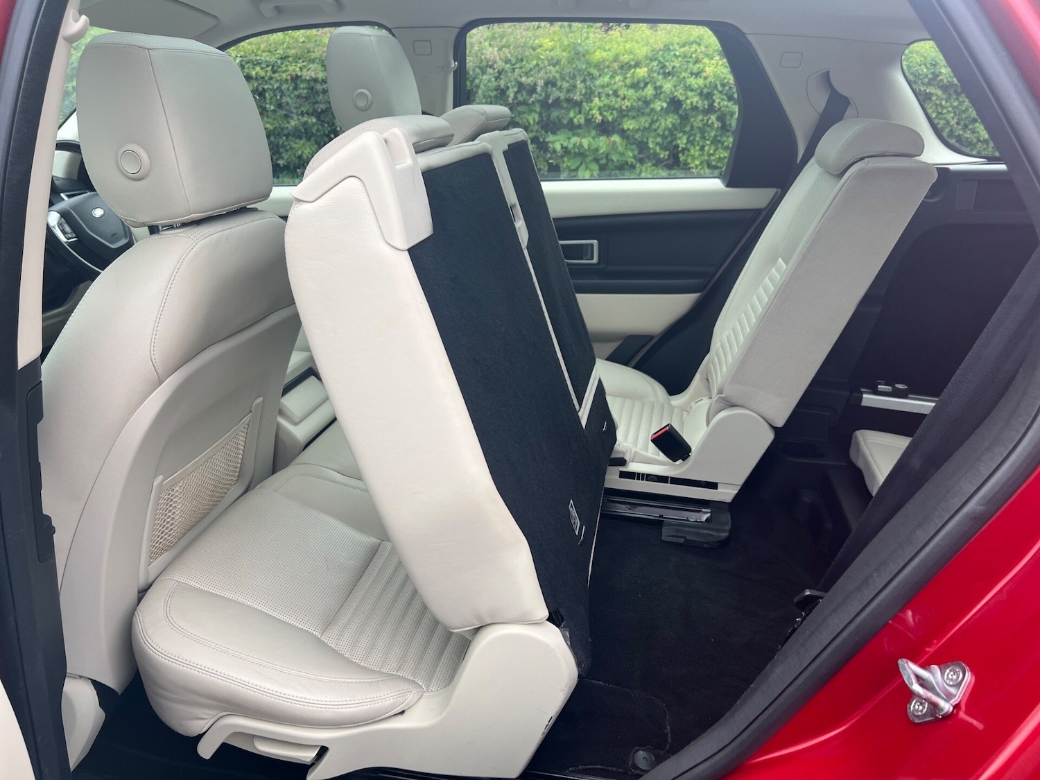 Used Land Rover Discovery Sport 2015 for sale - 76659788: Photo 37