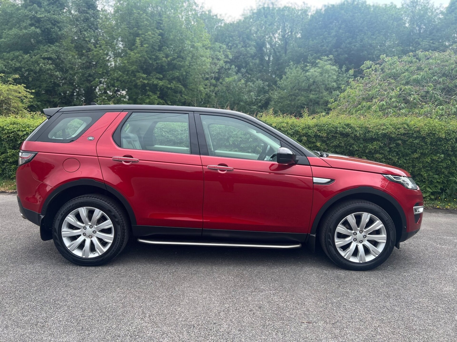 Used Land Rover Discovery Sport 2015 for sale - 76659788: Photo 6